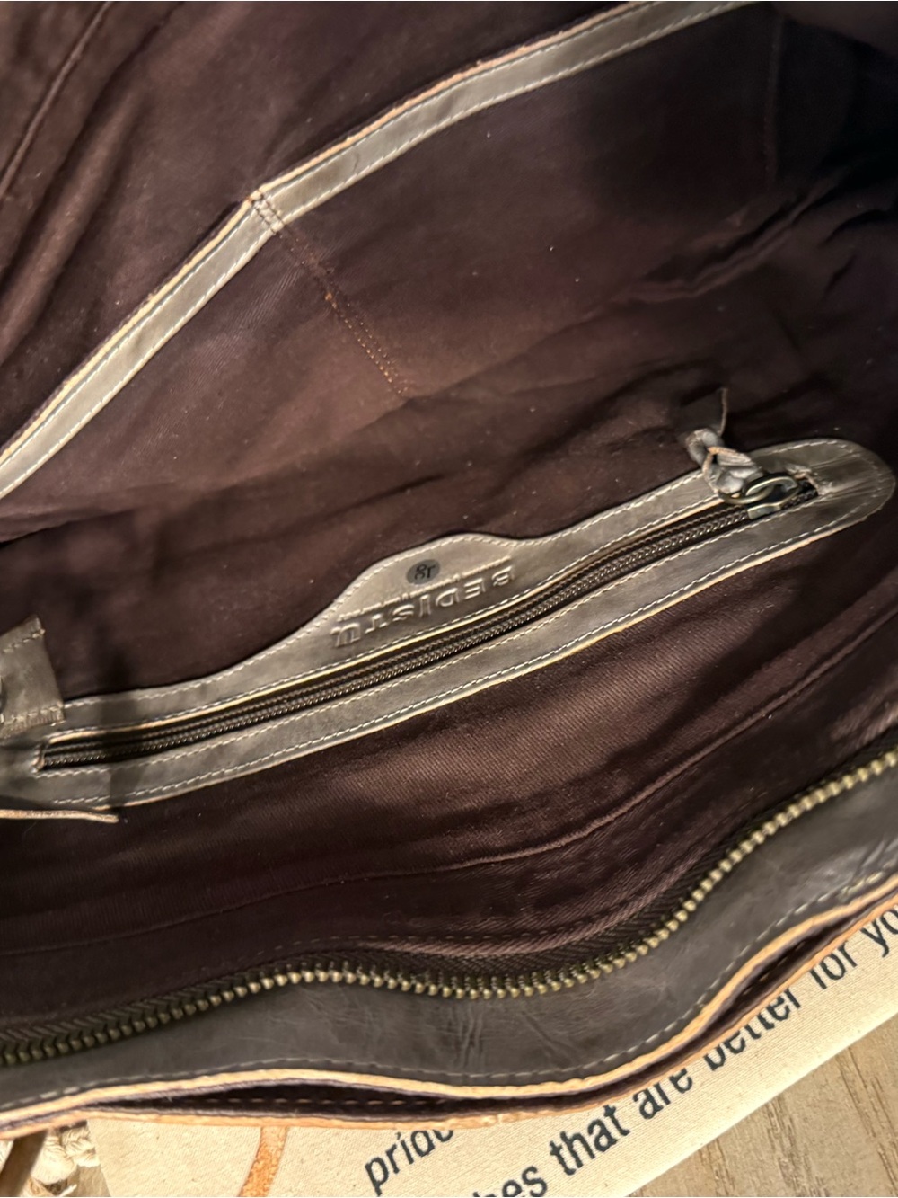 Bed|Stu NWT Oats  Icicle Rustic Leather Shoulder Handbag , Retails $295 - Picture 5 of 11